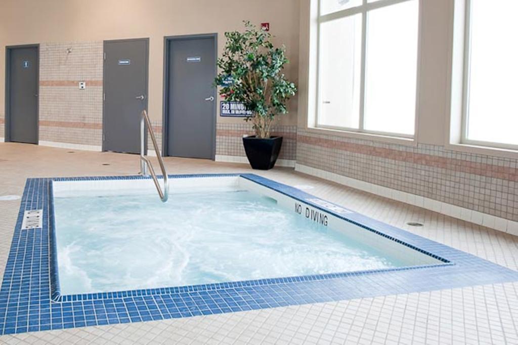 Paradise Inn And Suites 벨리뷰 외부 사진