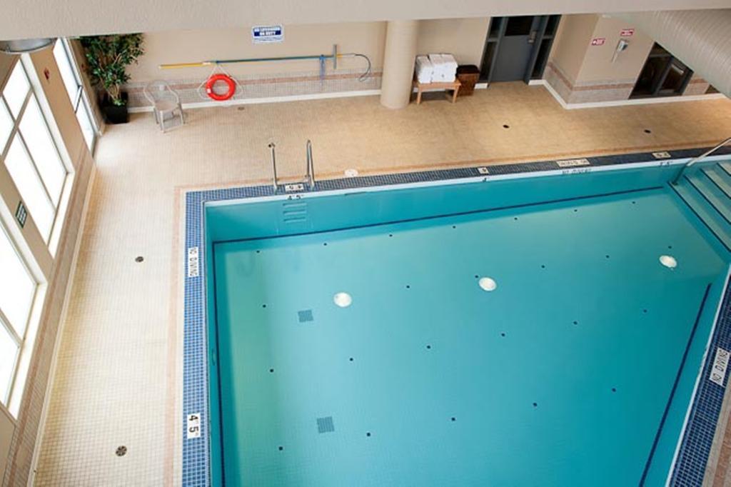 Paradise Inn And Suites 벨리뷰 외부 사진