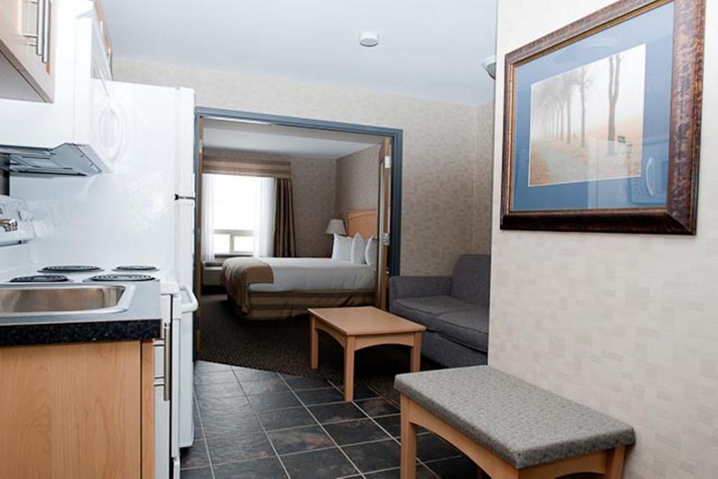 Paradise Inn And Suites 벨리뷰 외부 사진